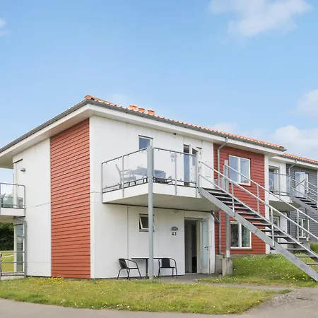 Sopark Lejl, 44 * Gudhjem